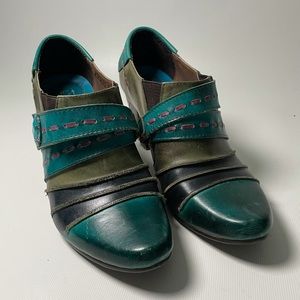 Spring Step l’Artiste Colorblock Heels - sz 38